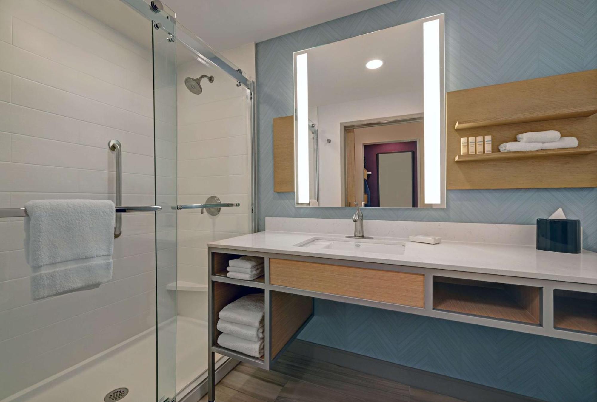 Hilton Garden Inn Манассас Экстерьер фото