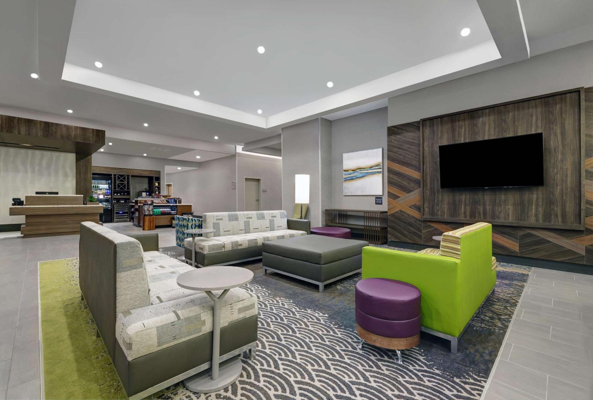 Hilton Garden Inn Манассас Экстерьер фото